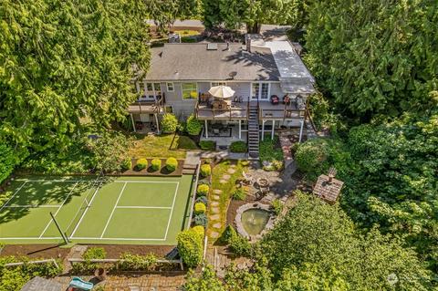 8124 NE 166th St, Kenmore, WA 98028