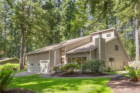 22916 NE 51st St, Redmond, WA 98053
