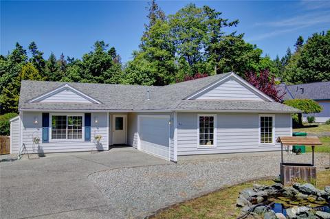 753 Tillamuk Dr, La Conner, WA 98257
