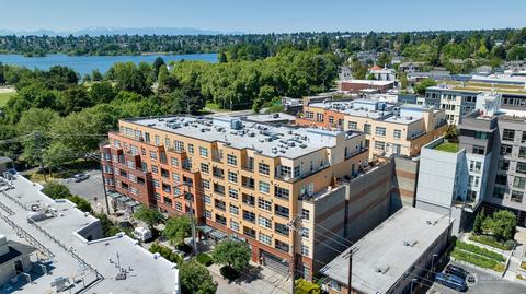 410 NE 70th St #207, Seattle, WA 98115