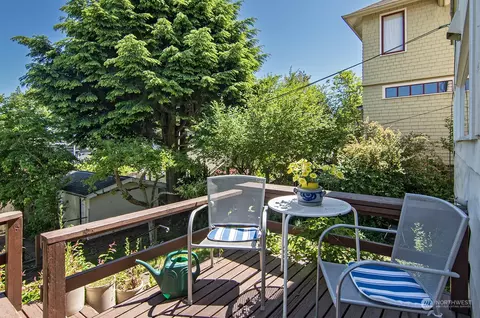 1218 16th Ave E, Seattle, WA 98112 photo 13