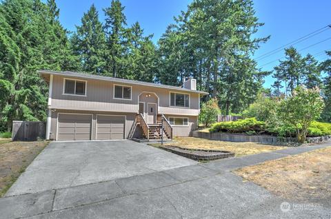 9440 White Fir Dr NE, Lacey, WA 98516
