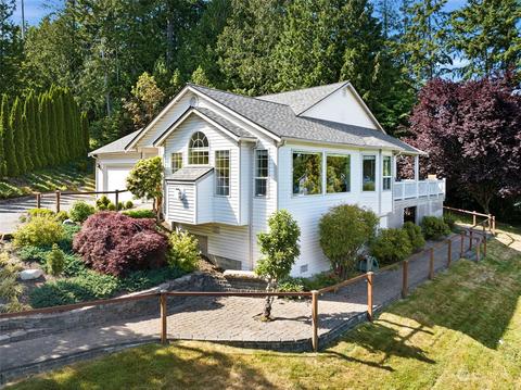 19154 Viking Way NW, Poulsbo, WA 98370