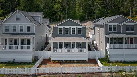 71 E Blackwell, Allyn, WA 98524