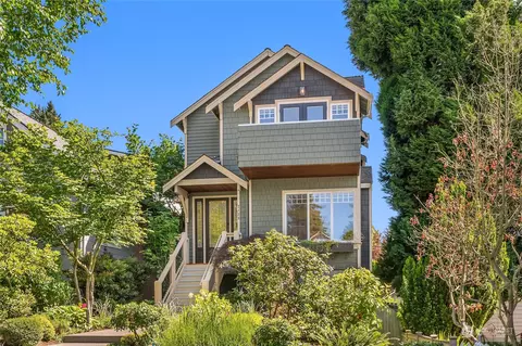 2129 N 62nd St, Seattle, WA 98103