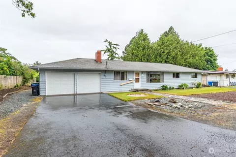 679 SE Jerome St, Oak Harbor, WA 98277