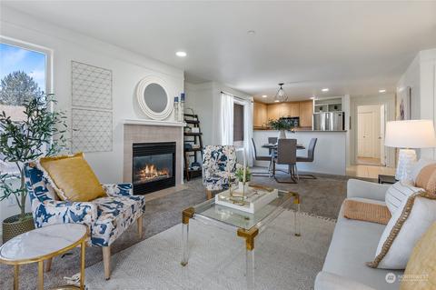 15310 Sunwood Blvd #F1302, Tukwila, WA 98188
