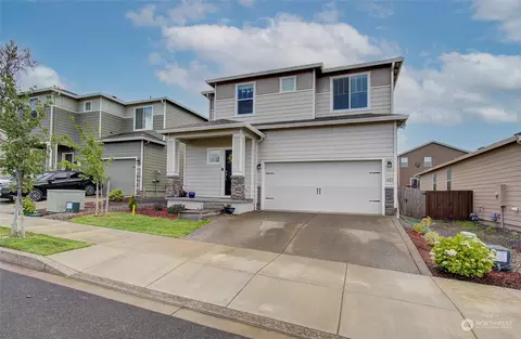 1423 W 16th Ave, La Center, WA 98629