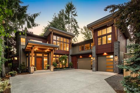 7037 122nd Ave NE, Kirkland, WA 98033