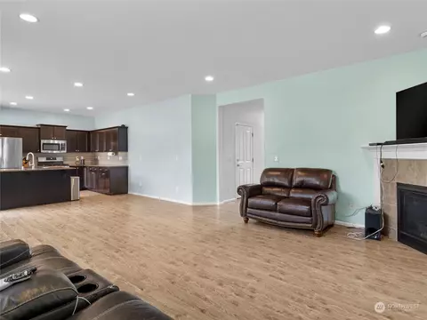 3005 Eagle Loop NE, Lacey, WA 98516 photo 4