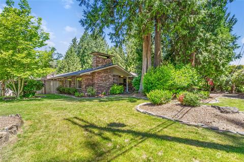 2912 Country Club Rd NW, Olympia, WA 98502