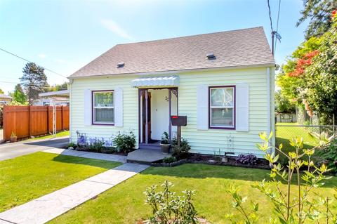 320 South Ln, Tacoma, WA 98404