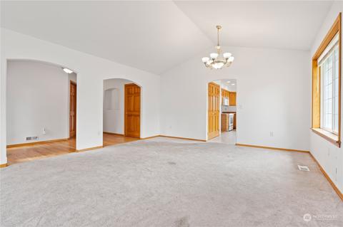 6209 Knoble Rd E, Spanaway, WA 98387 photo 8