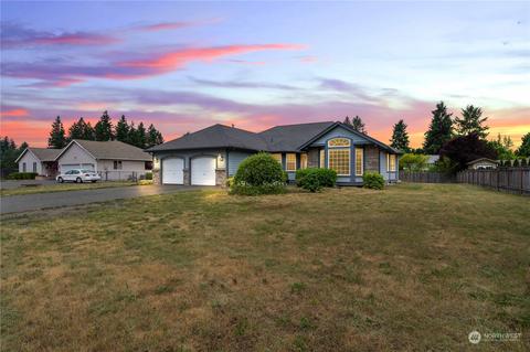 6209 Knoble Rd E, Spanaway, WA 98387
