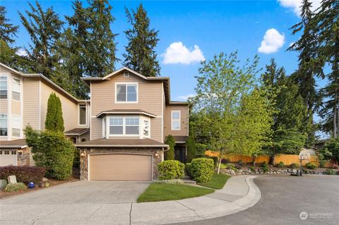 8305 NE 163rd Pl, Kenmore, WA 98028