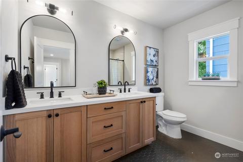 1919 E John St, Seattle, WA 98112 photo 30