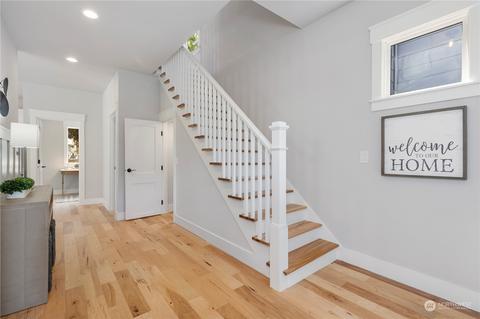 1919 E John St, Seattle, WA 98112 photo 20