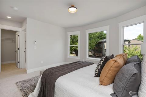 1919 E John St, Seattle, WA 98112 photo 23