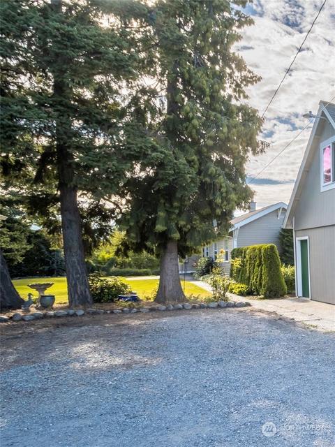 2439 Lincoln St, Bellingham, WA 98225