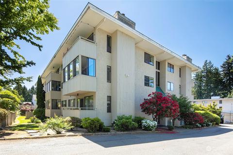 18620 52nd Ave W #137, Lynnwood, WA 98037