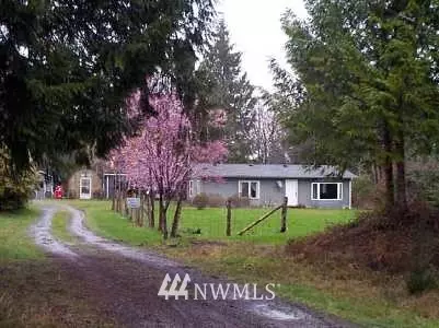 681 Island View Rd, Grapeview, WA 98546 photo 1