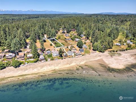 580 E Rauschert Rd, Grapeview, WA 98546 photo 4