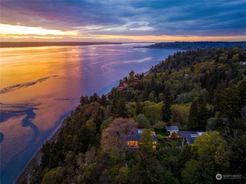 807 SW 207th Pl, Normandy Park, WA 98166