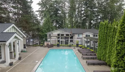11211 NE 128th St #K204, Kirkland, WA 98034