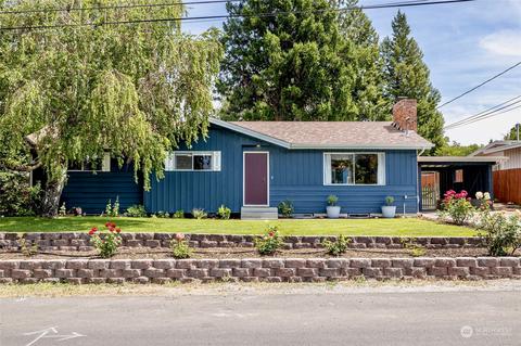 1377 Clements Cir, East Wenatchee, WA 98802