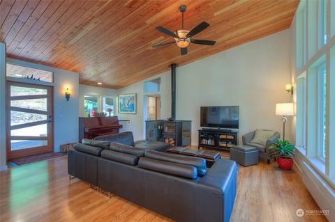 330 Cascade Way, Eastsound, WA 98245 photo 15