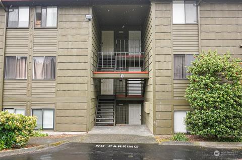 270 SE Barrington Dr #B105, Oak Harbor, WA 98277