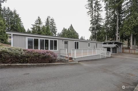 126 Deer Park Ln, Kelso, WA 98626