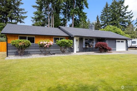 8315 92nd St SW, Lakewood, WA 98498