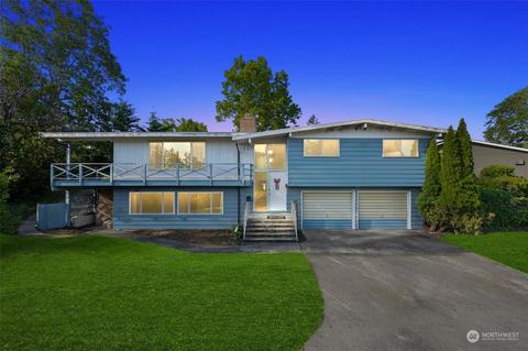7801 Emerald Dr SW, Lakewood, WA 98498