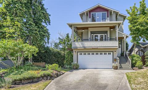 8003 37th Ave NE, Seattle, WA 98115