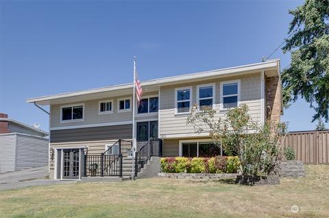 1911 201st Pl SW, Lynnwood, WA 98036