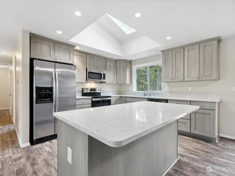 17606 North Rd, Bothell, WA 98012 photo 8
