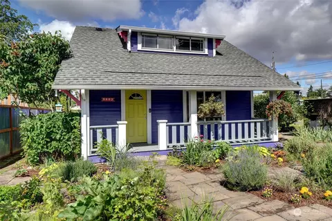 8602 S Thompson Ave, Tacoma, WA 98444