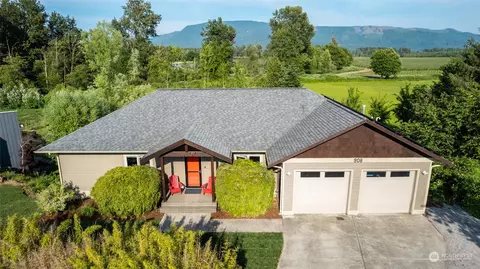 908 Mission Rd, Everson, WA 98247