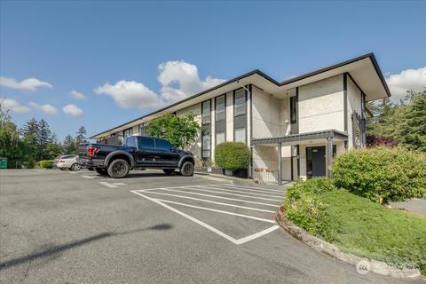 19411 56th Ave W #119, Lynnwood, WA 98036