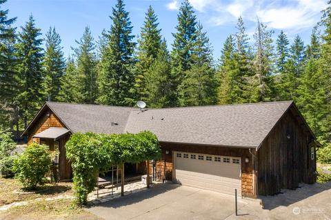411 NE Trudeau Mountain Rd, Belfair, WA 98528