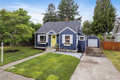 316 17th St NW, Puyallup, WA 98371