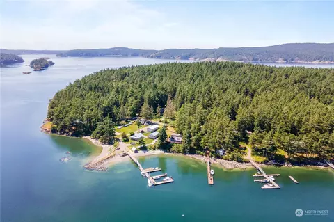117 Wishka Ln, Anacortes, WA 98221