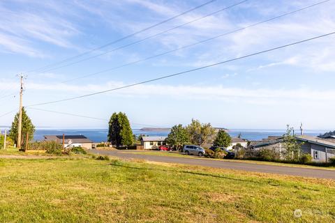 351 Ridge Dr, Port Townsend, WA 98368