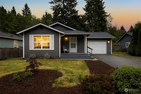 26412 Barrett Rd NE, Kingston, WA 98346