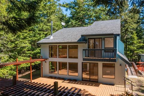 473 Hill Valley Dr, Coupeville, WA 98239