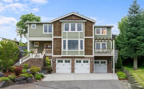 1323 102nd Ave NE, Bellevue, WA 98004