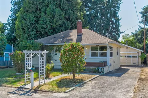 2914 Unander Ave, Vancouver, WA 98660