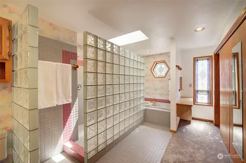 8500 Talbot Rd, Edmonds, WA 98026 photo 20
