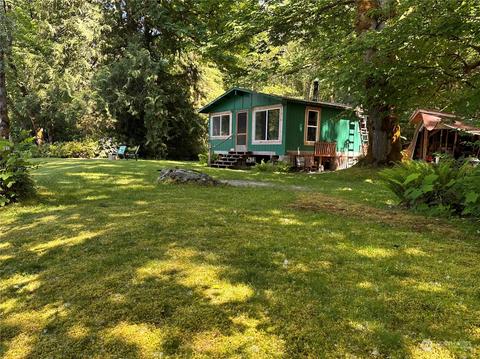 58581 Floral Ln, Rockport, WA 98283